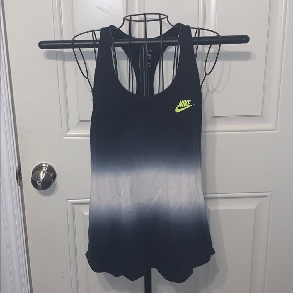 Black and white Nike tank top